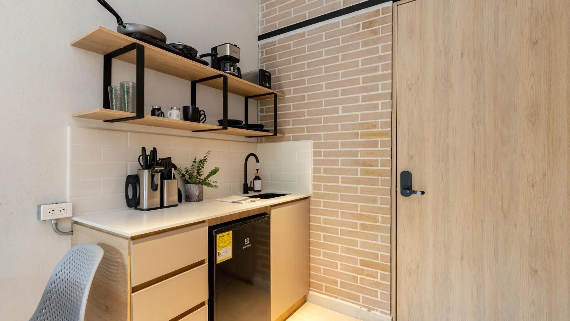 Appartement Estancia Serena Para Pareja En Estudio En Laureles Medellín